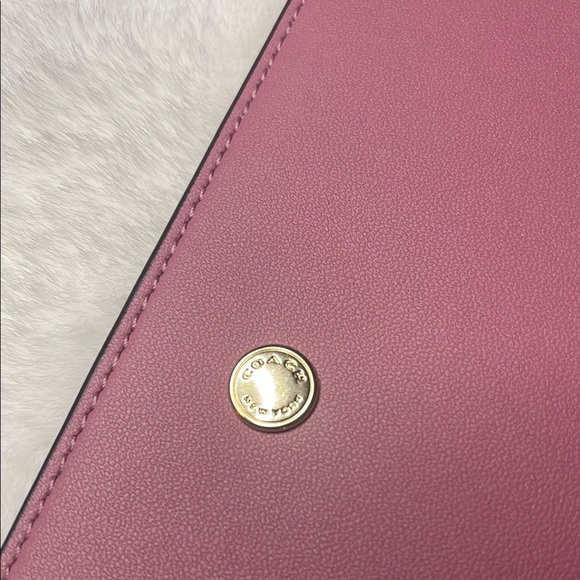 COACH Floral Tan and Pink Signature Planner cover - Picture 4 of 12